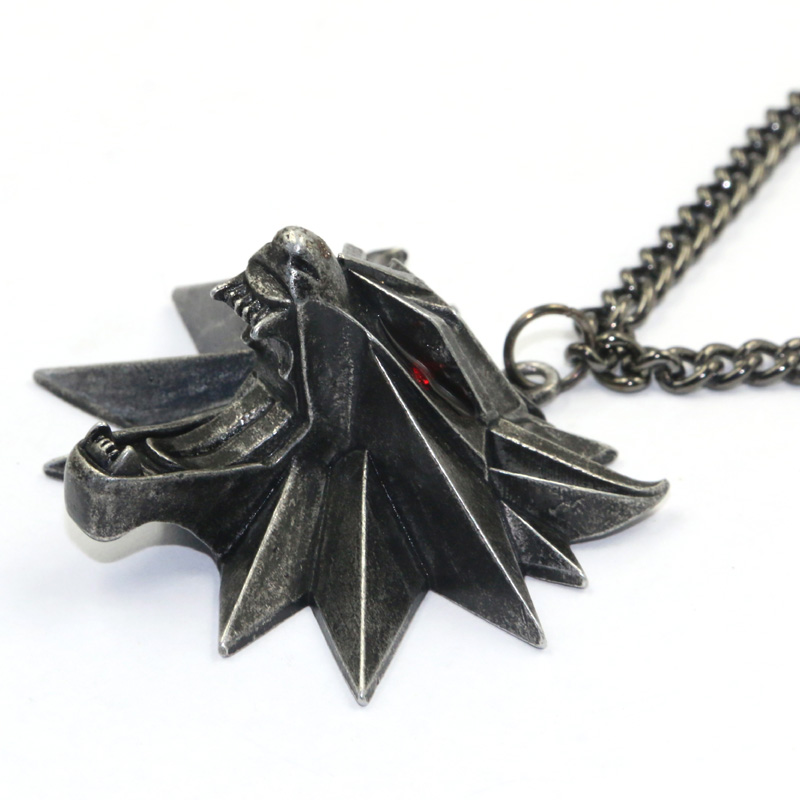 Collana con ciondolo medaglion - Cobra Extruder recensione e prezzo