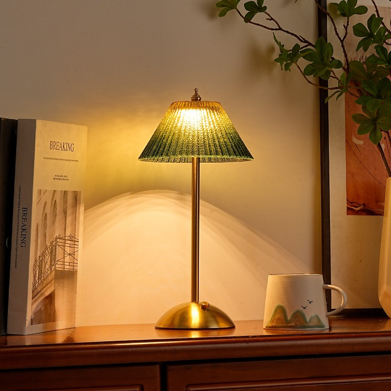 Lampada da Tavolo in Vetro Ver - Glass Bed recensione e prezzo