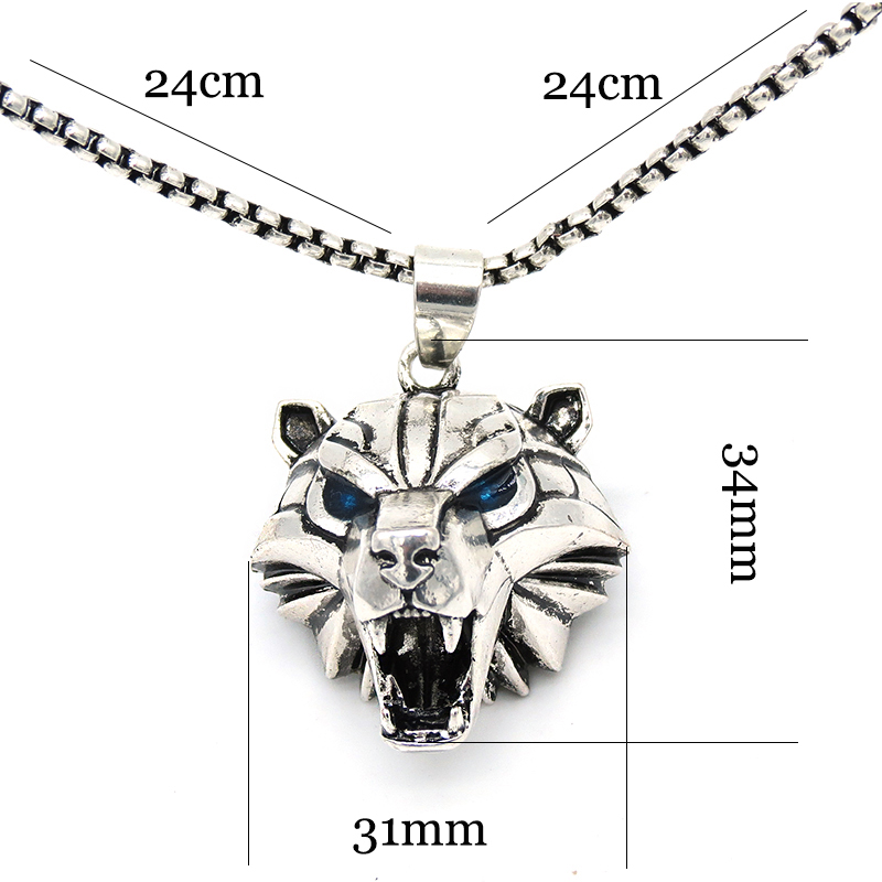 Collana con ciondolo medaglion - Cobra Extruder recensione e prezzo