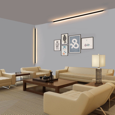 Lampada da Parete a Striscia L - Glass Bed recensione e prezzo